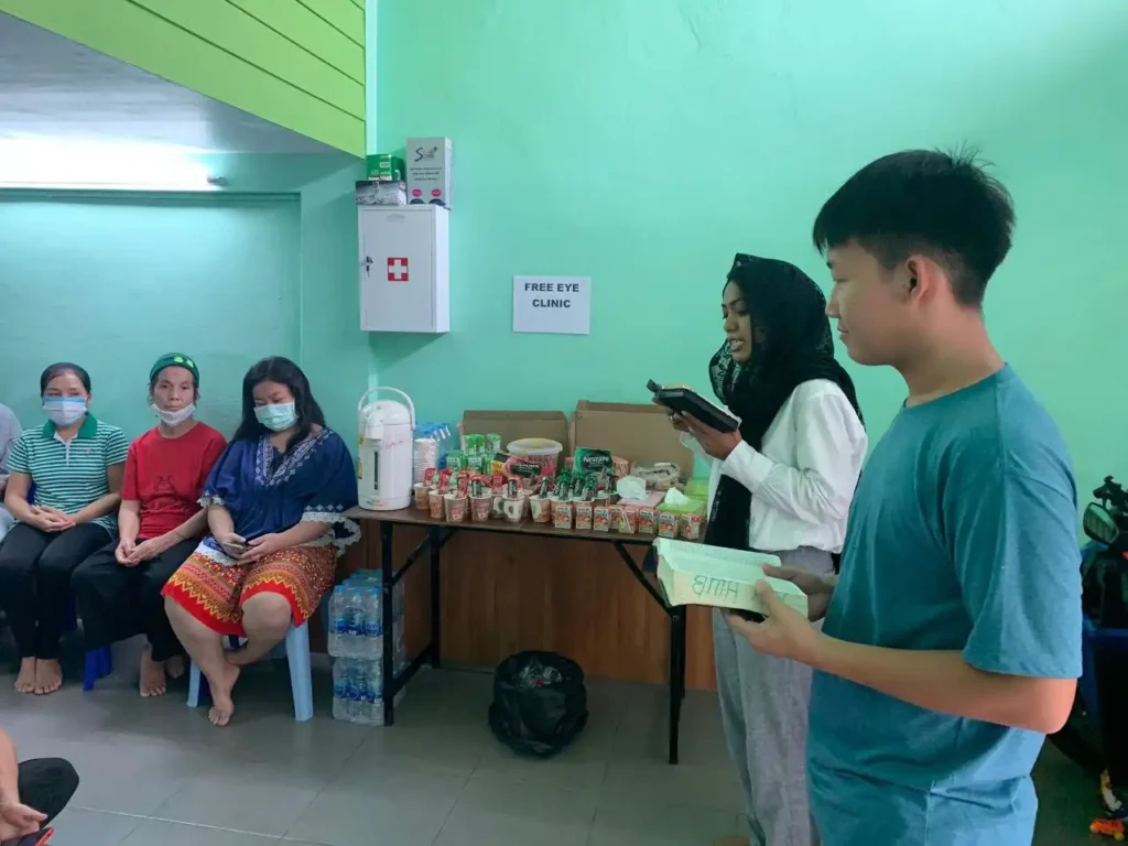 thailand-hears-the-gospel-through-eye-clinics-for-the-first-time-2