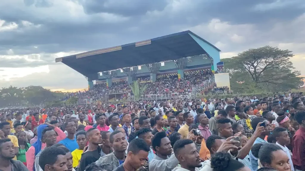 ethiopia-one-hundred-thousand-people-gathered-for-the-crusade-in-the-city-of-dila-1