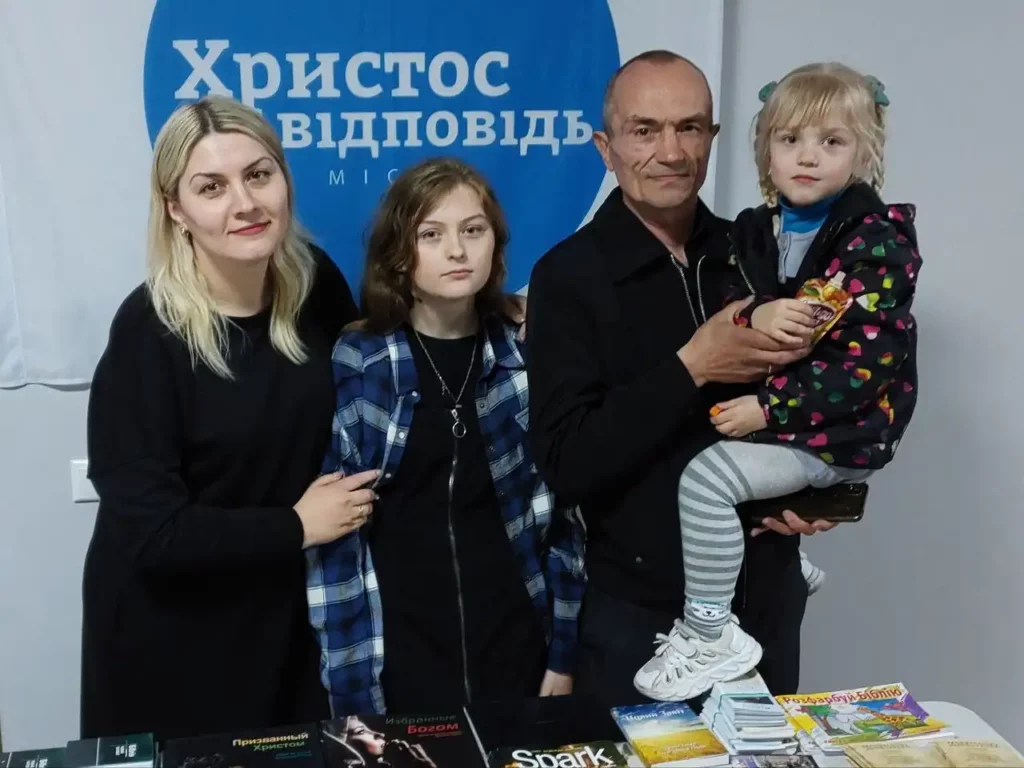 a-missionary-from-zaporizhzhia-ministers-to-the-needy-in-the-kharkiv-region-1