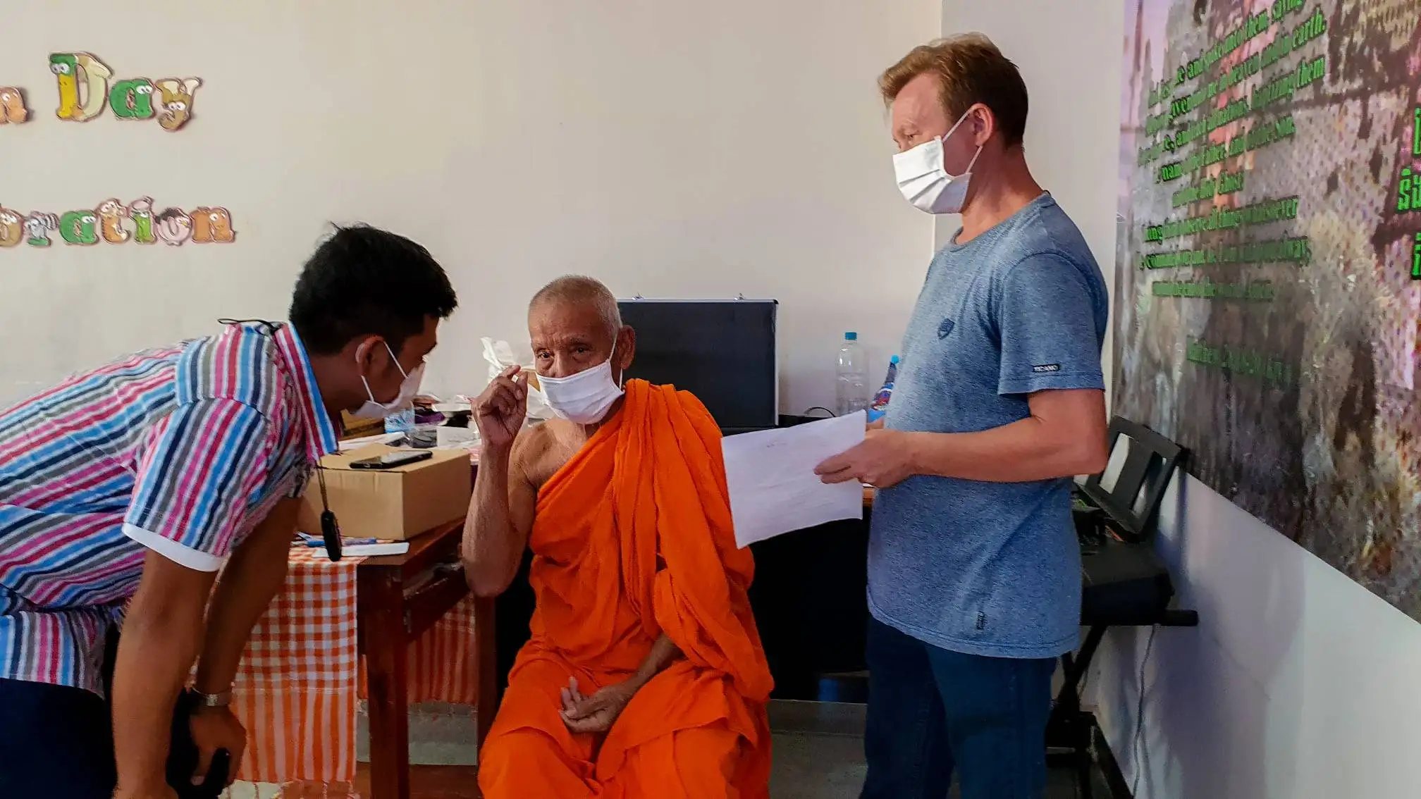 Очні клініки від “Христос є відповідь” стартували у Камбоджі