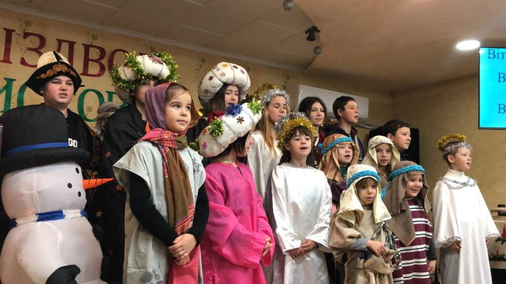 Дивитися онлайн мультфільм різдвяна історія