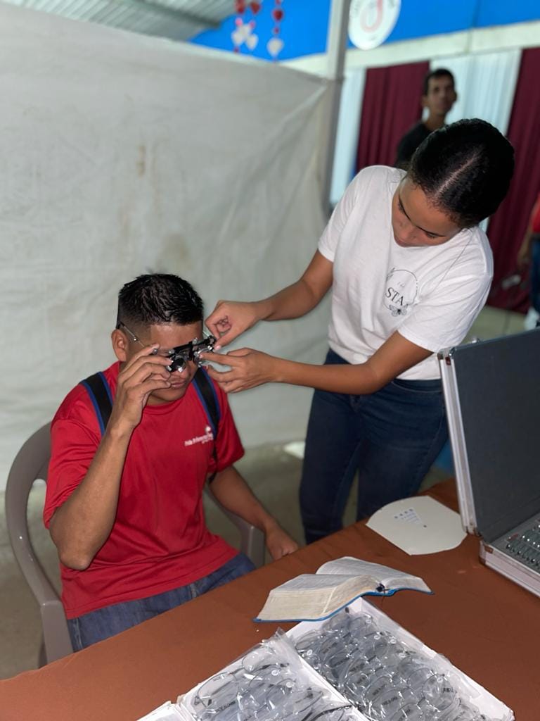 очна-клініка-Гондурас
